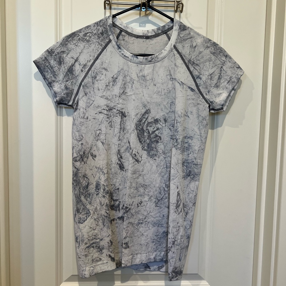 Lululemon Swiftly Tech Short Sleeve